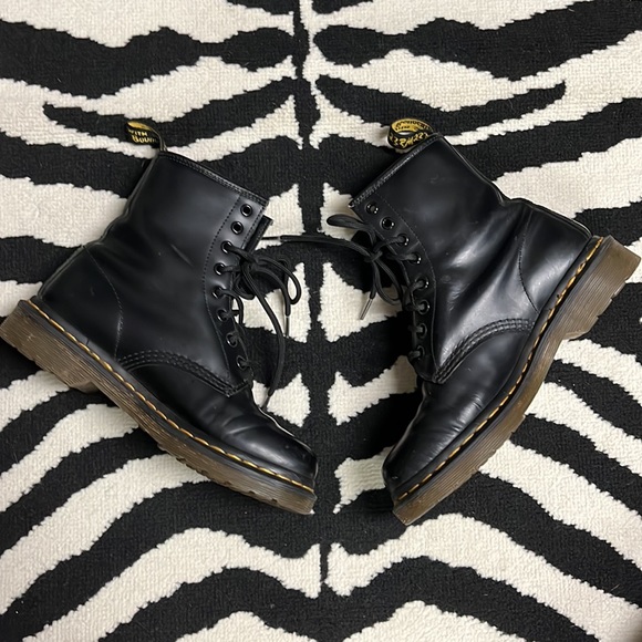 Dr Martens 1460W 8-Eye Combat Boots Black Size 7 - Picture 8 of 11